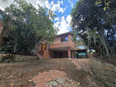 Casa de 3 alcobas en venta en San Jose De Bavaria, Bogotá, 800 m² · foto 20 de 20