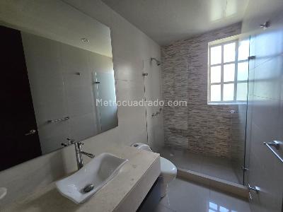 Casa de 4 alcobas en venta en Hacienda San Simon, Bogotá, 1700 m² · foto 5 de 20