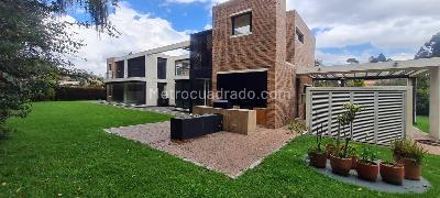 Casa de 4 alcobas en venta en Hacienda San Simon, Bogotá, 800 m² · foto 2 de 20
