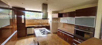 Casa de 4 alcobas en venta en Hacienda San Simon, Bogotá, 800 m² · foto 3 de 20