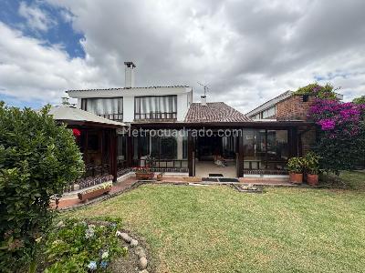 Casa de 3 alcobas en venta en San Jose De Bavaria, Bogotá, 800 m² · foto 11 de 20