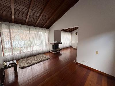 Casa de 3 alcobas en venta en San Jose De Bavaria, Bogotá, 800 m² · foto 15 de 20