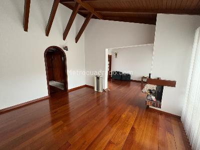Casa de 3 alcobas en venta en San Jose De Bavaria, Bogotá, 800 m² · foto 16 de 20