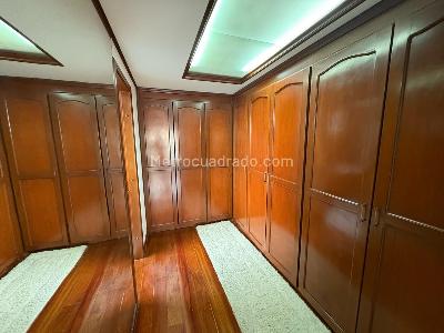 Casa de 3 alcobas en venta en San Jose De Bavaria, Bogotá, 800 m² · foto 17 de 20