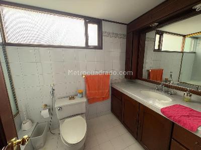 Casa de 3 alcobas en venta en San Jose De Bavaria, Bogotá, 800 m² · foto 18 de 20