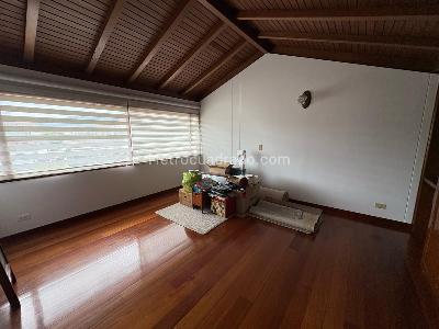 Casa de 3 alcobas en venta en San Jose De Bavaria, Bogotá, 800 m² · foto 19 de 20