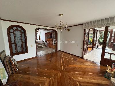 Casa de 3 alcobas en venta en San Jose De Bavaria, Bogotá, 800 m² · foto 6 de 20