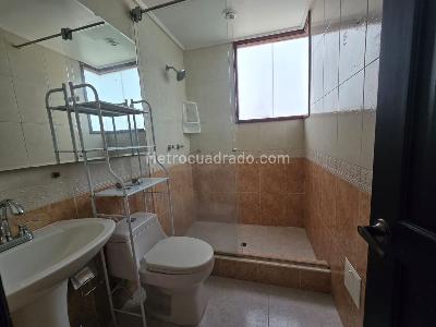 Casa de 5 alcobas en venta en San Jose De Bavaria, Bogotá, 450 m² · foto 16 de 20
