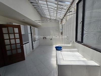 Casa de 5 alcobas en venta en San Jose De Bavaria, Bogotá, 450 m² · foto 19 de 20