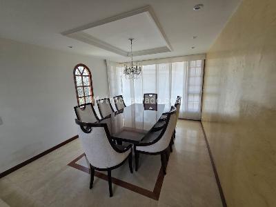 Casa de 5 alcobas en venta en San Jose De Bavaria, Bogotá, 450 m² · foto 3 de 20