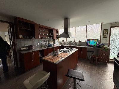 Casa de 4 alcobas en venta en San Jose De Bavaria, Bogotá, 800 m² · foto 9 de 20