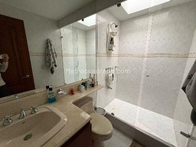 Casa de 4 alcobas en venta en San Jose De Bavaria, Bogotá, 800 m² · foto 17 de 20