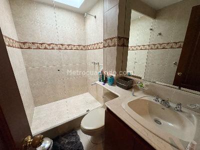 Casa de 4 alcobas en venta en San Jose De Bavaria, Bogotá, 800 m² · foto 18 de 20