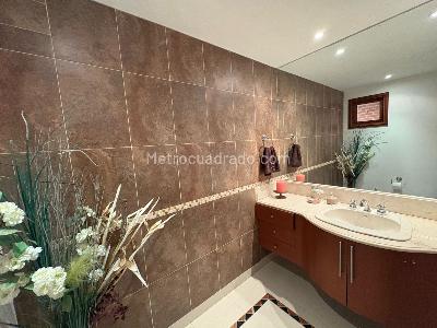 Casa de 4 alcobas en venta en San Jose De Bavaria, Bogotá, 800 m² · foto 20 de 20