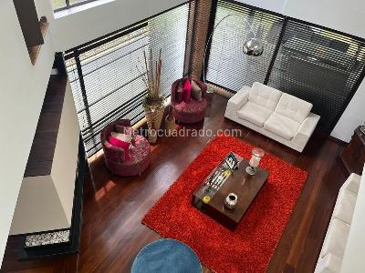 Casa de 4 alcobas en venta en San Sebastian, Bogotá, 1430 m² · foto 2 de 14