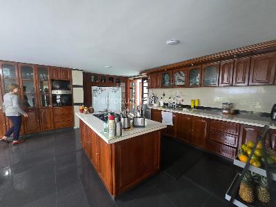 Casa de 4 alcobas en venta en San Jose De Bavaria, Bogotá · foto 15 de 20