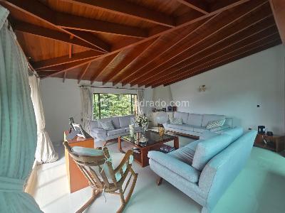 Casa de 4 alcobas en venta en San Jose De Bavaria, Bogotá · foto 2 de 20