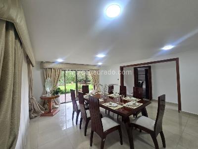 Casa de 4 alcobas en venta en San Jose De Bavaria, Bogotá · foto 1 de 20