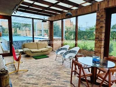 Casa de 4 alcobas en venta en San Jose De Bavaria, Bogotá, 850 m² · foto 6 de 18