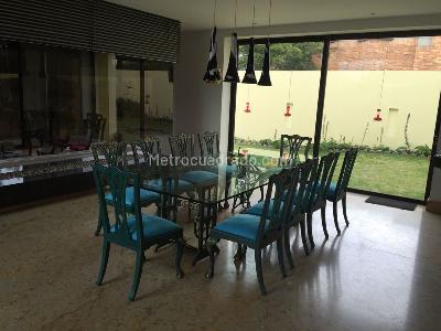 Casa de 4 alcobas en venta en San Jose De Bavaria, Bogotá, 1440 m² · foto 10 de 12