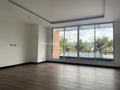 Casa de 4 alcobas en venta en San Jose De Bavaria, Bogotá, 835 m² · foto 6 de 20