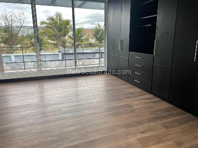 Casa de 4 alcobas en venta en San Jose De Bavaria, Bogotá, 835 m² · foto 7 de 20