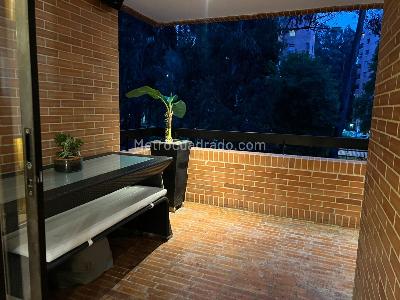 Apartamento de 3 alcobas en venta en Sierras Del Moral, Bogotá, 209 m² · foto 18 de 20