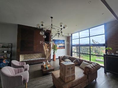 Casa de 4 alcobas en venta en San Jose De Bavaria, Bogotá, 320 m² · foto 13 de 20