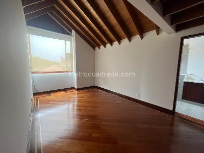 Casa de 4 alcobas en venta en San Jose De Bavaria, Bogotá, 800 m² · foto 10 de 20