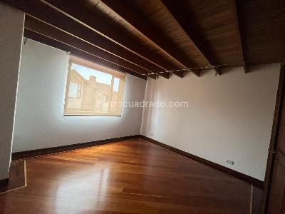 Casa de 4 alcobas en venta en San Jose De Bavaria, Bogotá, 800 m² · foto 12 de 20
