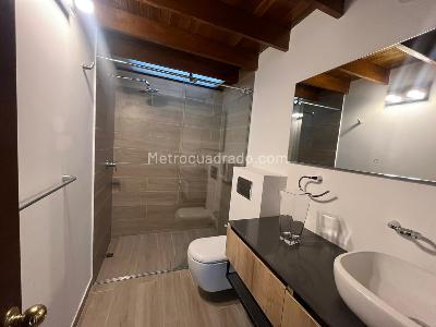 Casa de 4 alcobas en venta en San Jose De Bavaria, Bogotá, 800 m² · foto 13 de 20