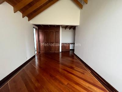 Casa de 4 alcobas en venta en San Jose De Bavaria, Bogotá, 800 m² · foto 8 de 20