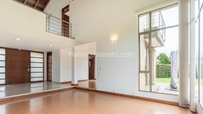 Casa de 4 alcobas en venta en Hacienda San Simon, Bogotá, 1360 m² · foto 3 de 20