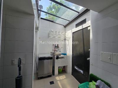 Casa de 4 alcobas en venta en San Jose De Bavaria, Bogotá, 1000 m² · foto 13 de 17