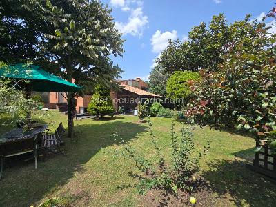 Casa de 4 alcobas en venta en San Jose De Bavaria, Bogotá, 1000 m² · foto 16 de 17