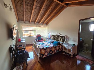 Casa de 4 alcobas en venta en San Jose De Bavaria, Bogotá, 1000 m² · foto 11 de 17