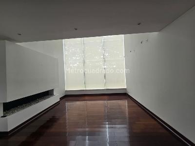 Casa de 4 alcobas en venta en Hacienda San Simon, Bogotá, 1520 m² · foto 3 de 16
