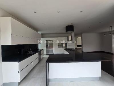 Casa de 4 alcobas en venta en Hacienda San Simon, Bogotá, 1520 m² · foto 6 de 16