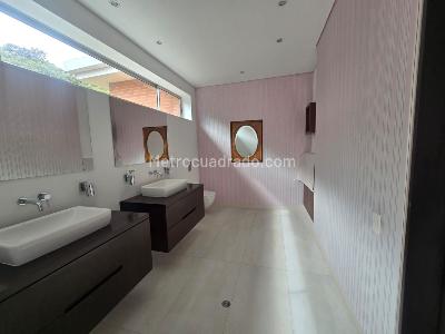 Casa de 4 alcobas en venta en Hacienda San Simon, Bogotá, 1520 m² · foto 14 de 16