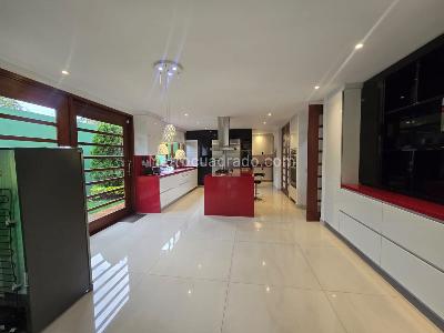 Casa de 5 alcobas en venta en San Jose De Bavaria, Bogotá, 800 m² · foto 3 de 20