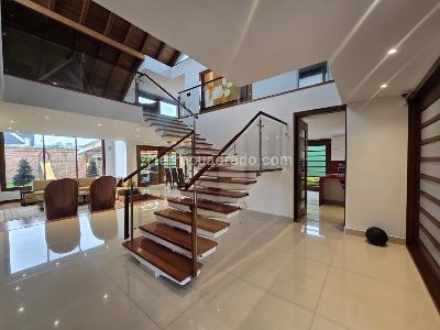 Casa de 5 alcobas en venta en San Jose De Bavaria, Bogotá, 800 m² · foto 7 de 20