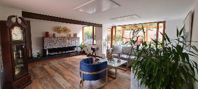 Casa de 3 alcobas en venta en San Jose De Bavaria, Bogotá, 220 m² · foto 2 de 14