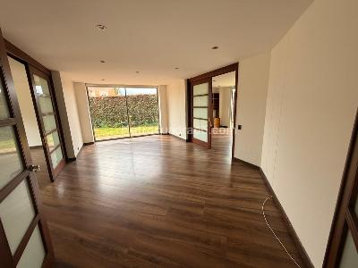 Casa de 4 alcobas en venta en Hacienda San Simon, Bogotá, 800 m² · foto 4 de 20