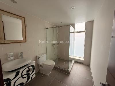 Casa de 4 alcobas en venta en Hacienda San Simon, Bogotá, 340 m² · foto 14 de 20
