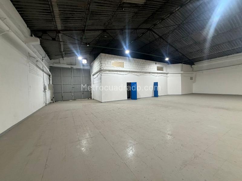 Bodega en Arriendo, CENTRO INDUSTRIAL DE PUENTE ARANDA, Bogotá D.C. - Vista 2