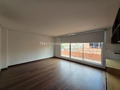 Casa de 5 alcobas en venta en San Jose De Bavaria, Bogotá, 800 m² · foto 12 de 20