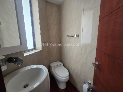 Casa de 4 alcobas en venta en Hacienda San Simon, Bogotá, 350 m² · foto 13 de 20