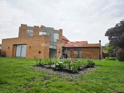 Casa de 4 alcobas en venta en Hacienda San Simon, Bogotá, 350 m² · foto 14 de 20