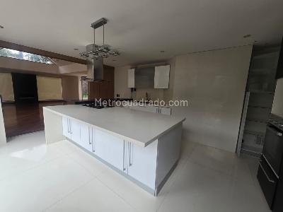 Casa de 4 alcobas en venta en Hacienda San Simon, Bogotá, 350 m² · foto 4 de 20