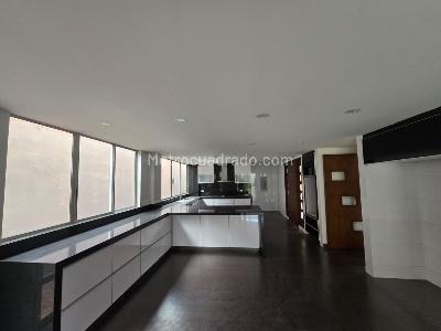 Casa de 5 alcobas en venta en San Jose De Bavaria, Bogotá, 620 m² · foto 18 de 20